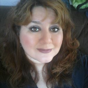 Meet your Posher, Lorena